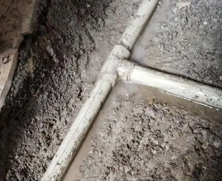 达坂城漏水维修电话